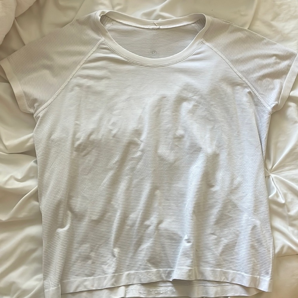 Lululemon swiftly tech short sleeve race length